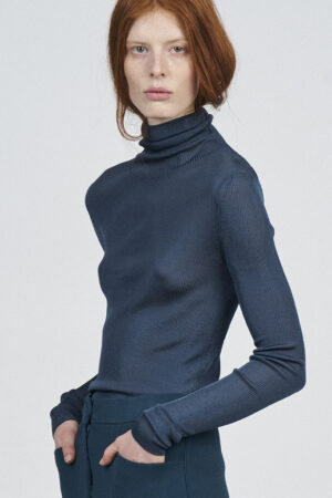 BRIGHT VISCOSE MOCK NECK TOP | BLUE | BEIGE | RED | BROWN